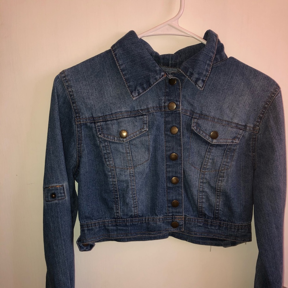 Cropped Blue Long Sleeve Jean Jacket